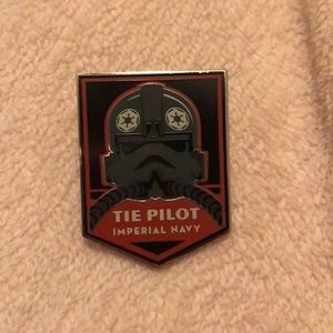 Retro Star Wars The Pilot Mystery Pin